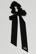 Love Knots Tie Scrunchie - Black image 1