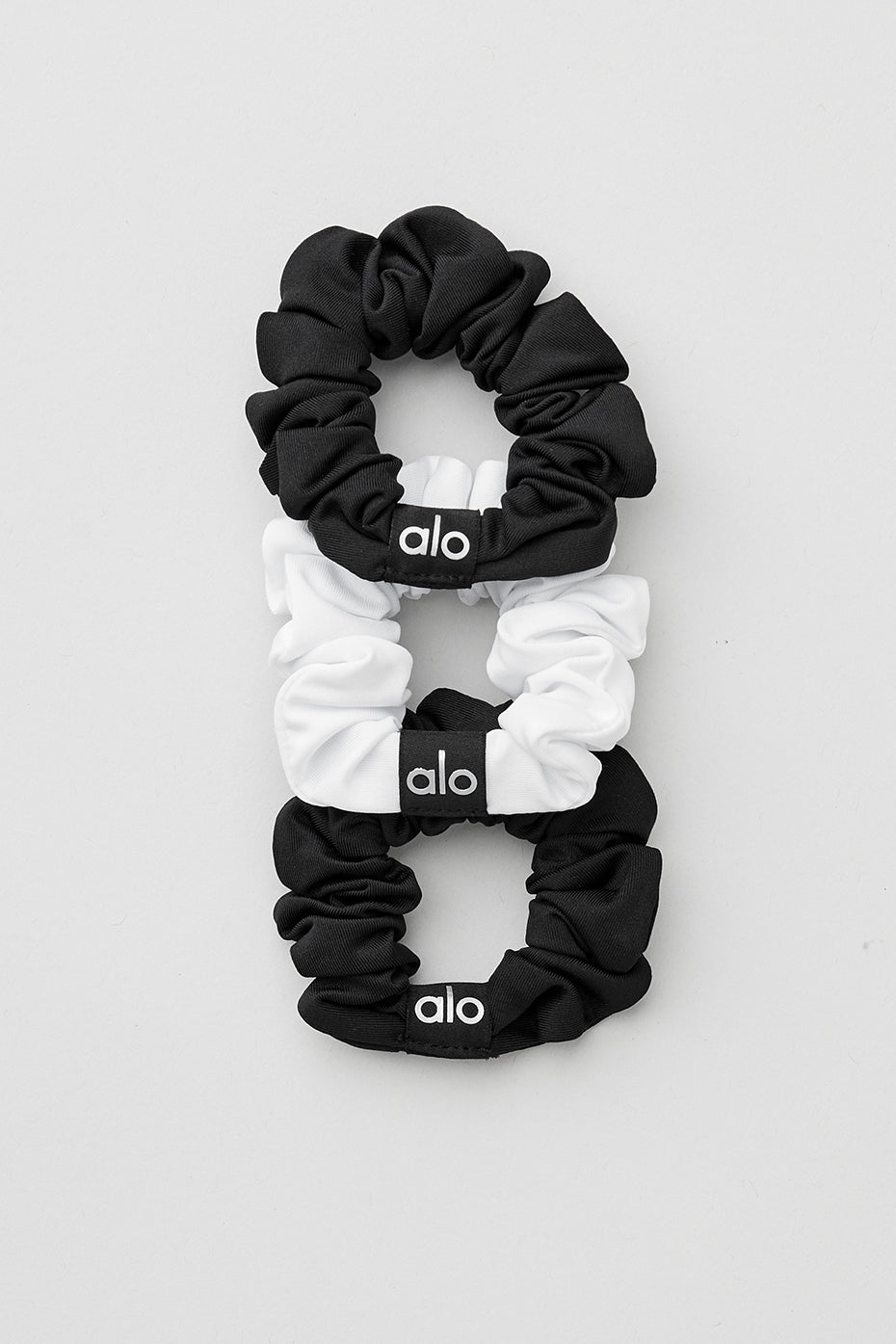 Fresh Mini Scrunchie (3-Pack) - Black/White image 1