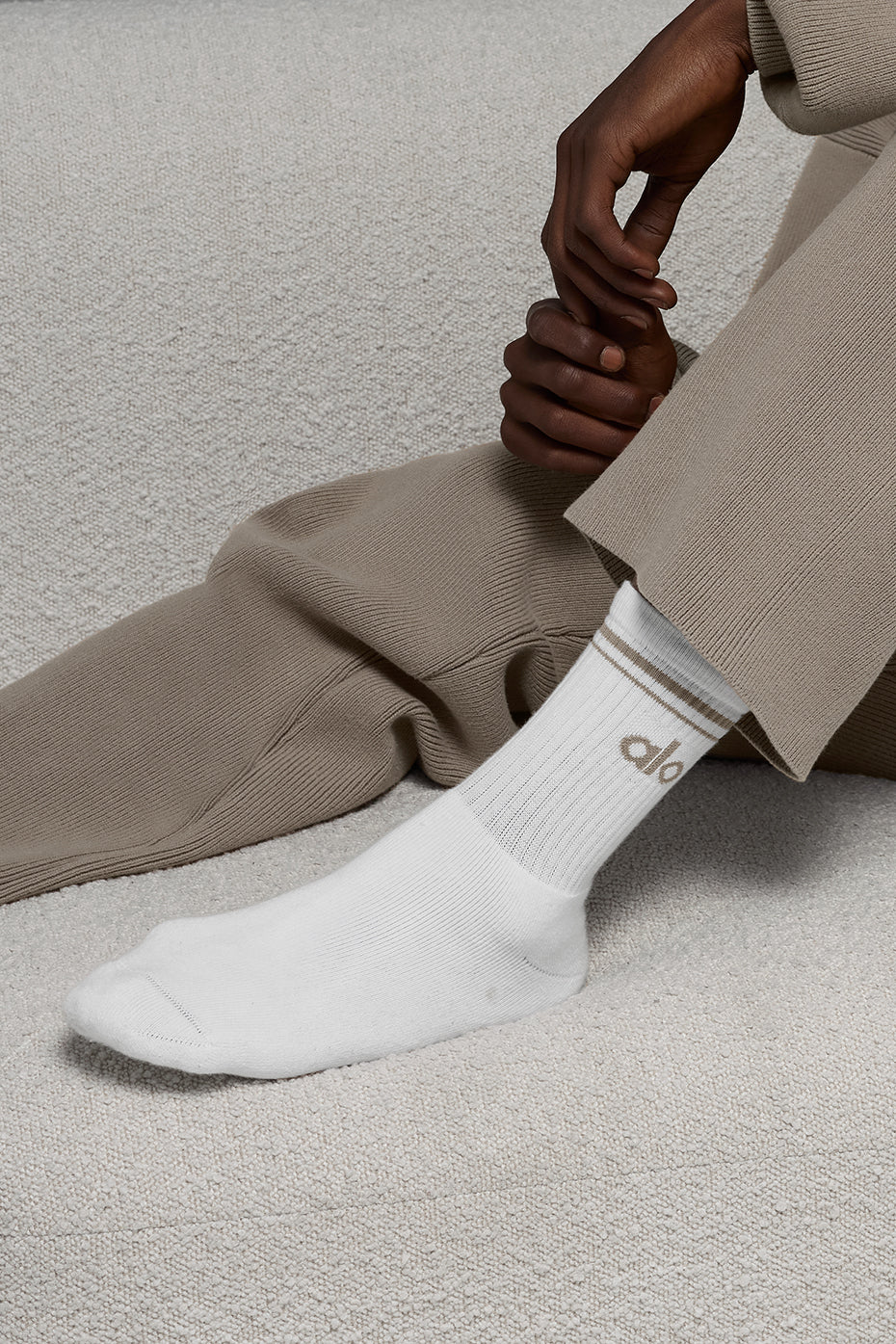 Unisex Half-Crew Throwback Sock - White/Light Cocoa image 3