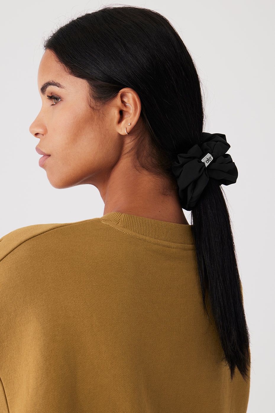 Bead It Oversized Scrunchie - Black image 2