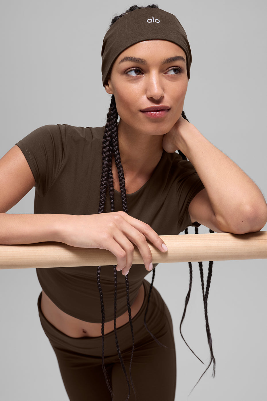 Performance Conquer Headband - Espresso image 3
