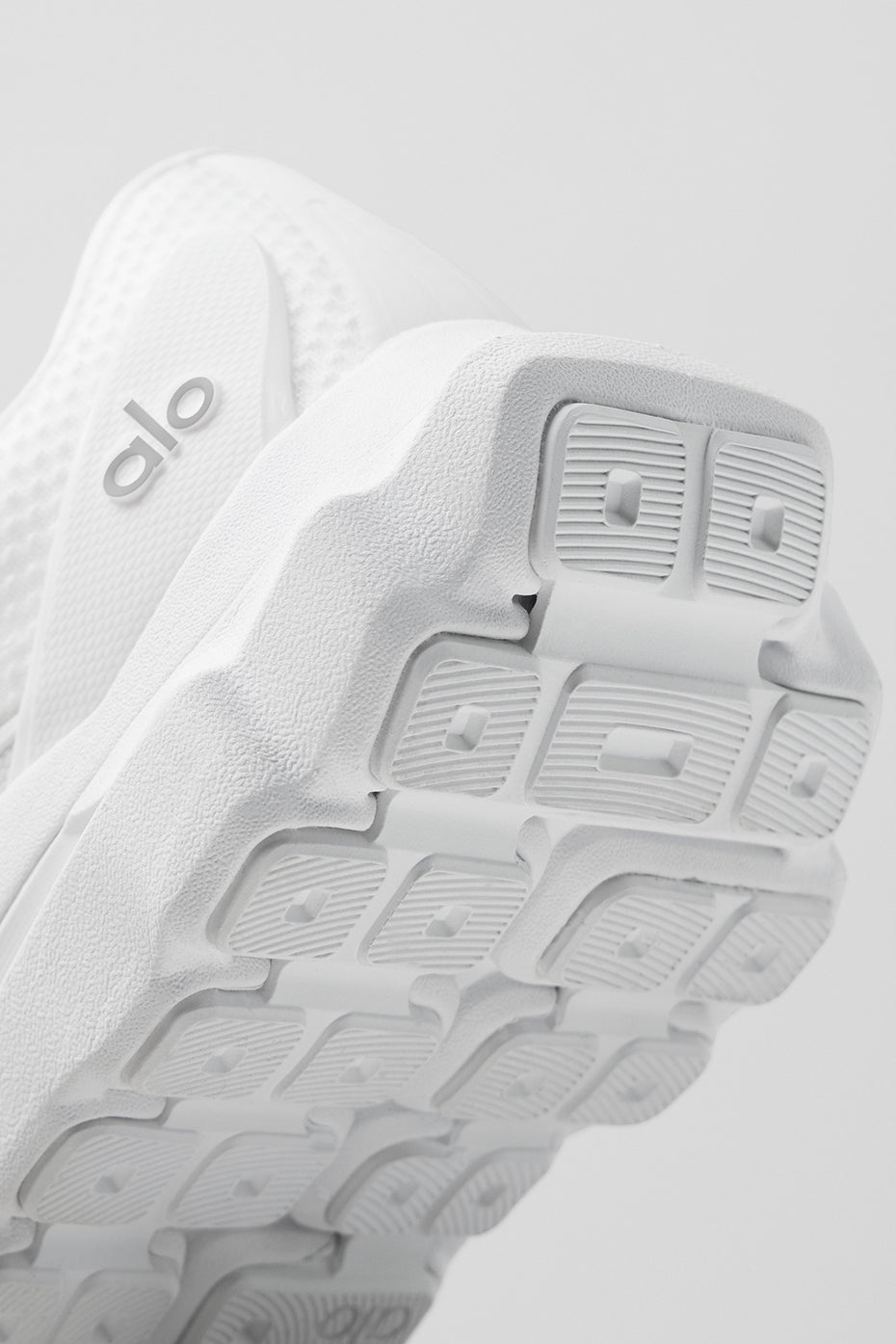 ALO Runner - White/White image 6