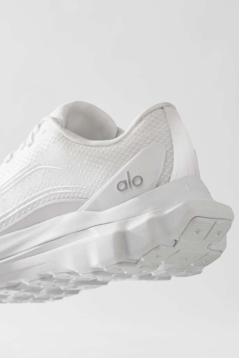 ALO Runner - White/White image 8