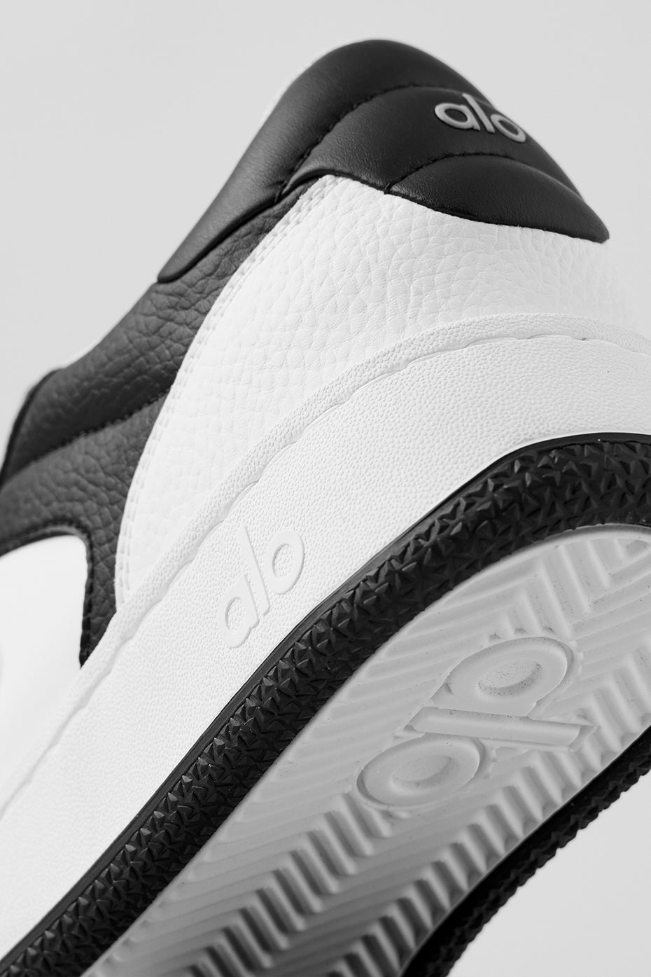 ALO Recovery Mode Sneaker - Black/White image 6