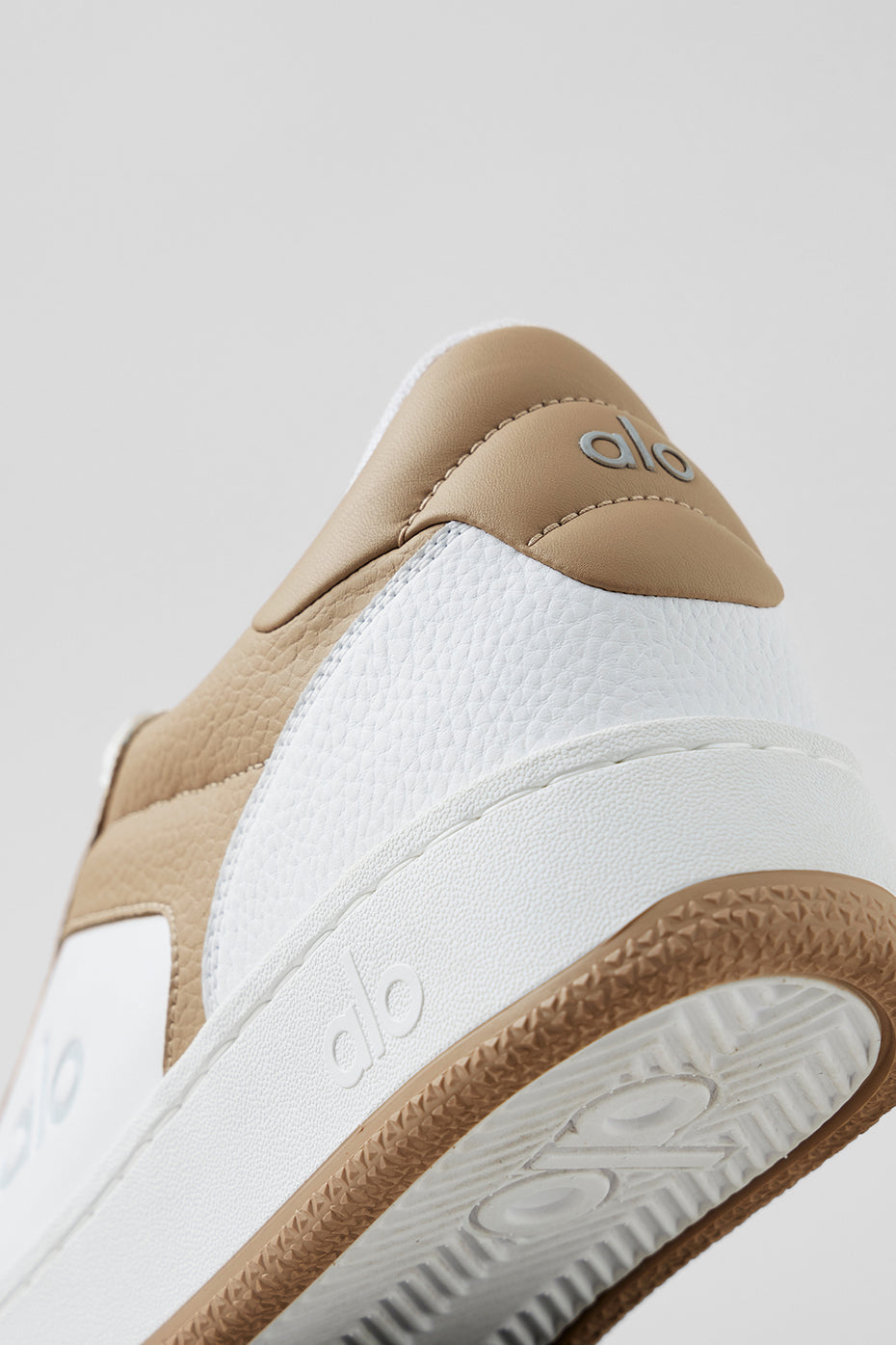 ALO Recovery Mode Sneaker - Gravel/White image 6