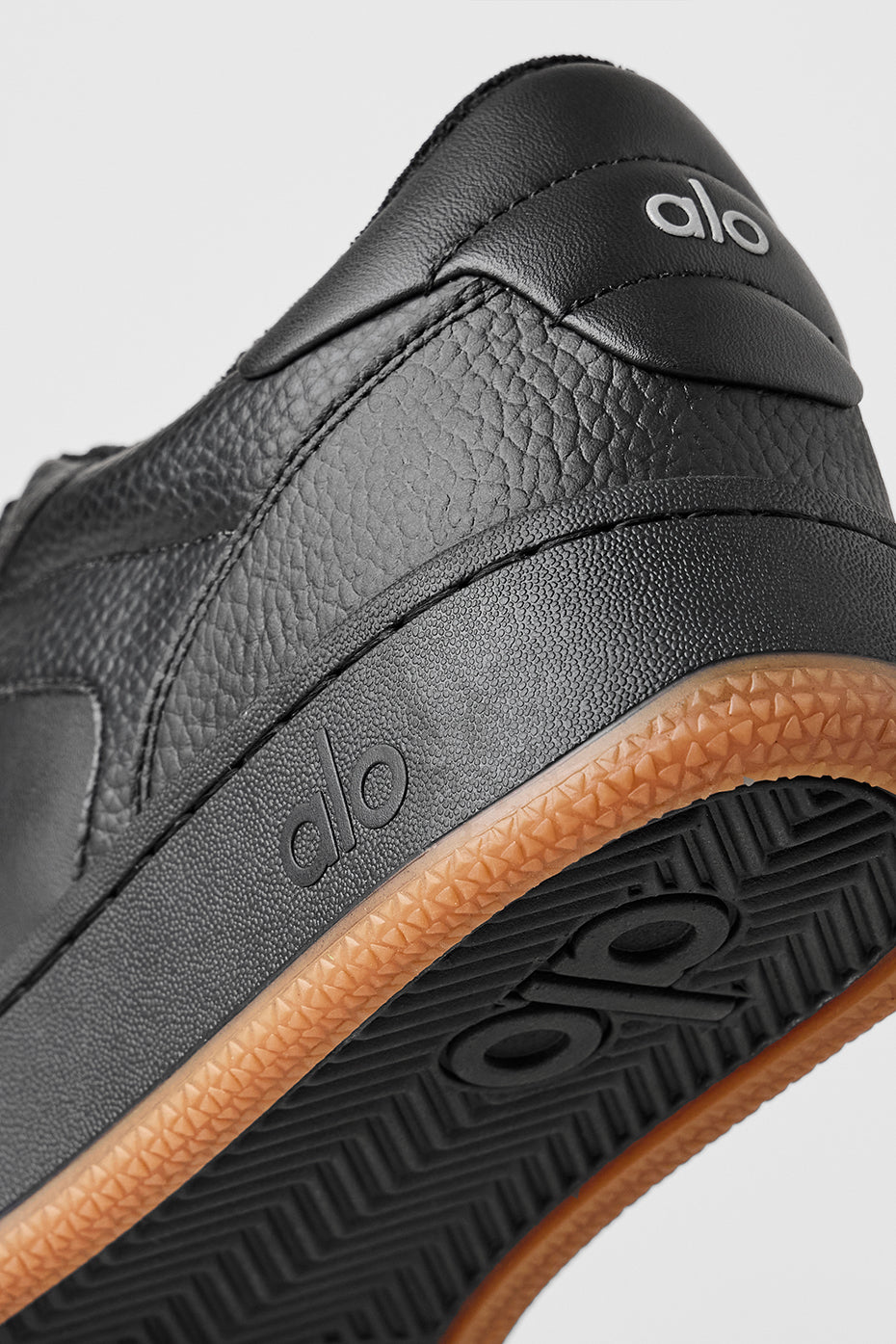 ALO Recovery Mode Sneaker - Black/Gum image 6