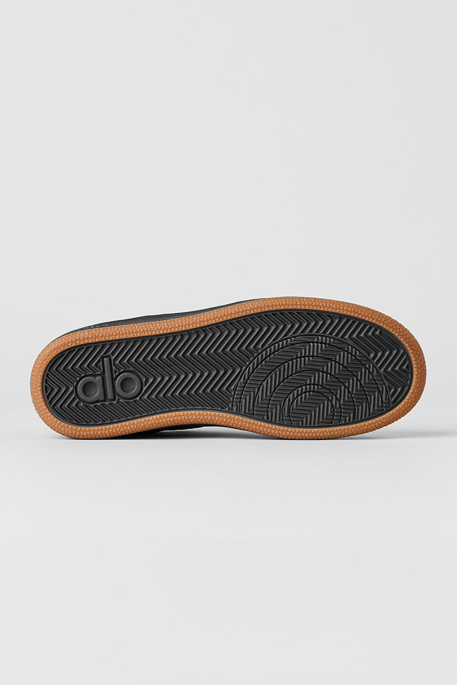 ALO Recovery Mode Sneaker - Black/Gum image 4