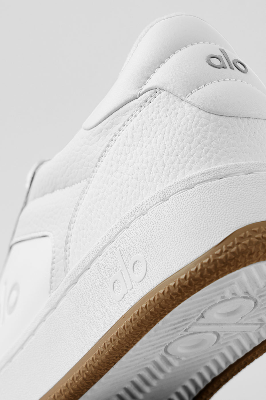 ALO Recovery Mode Sneaker - Natural White/Gum image 6