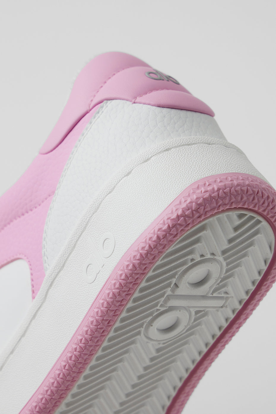 ALO Recovery Mode Sneaker - Pink/White image 6