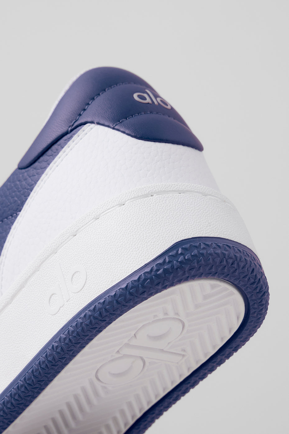 ALO Recovery Mode Sneaker - Navy/White image 6