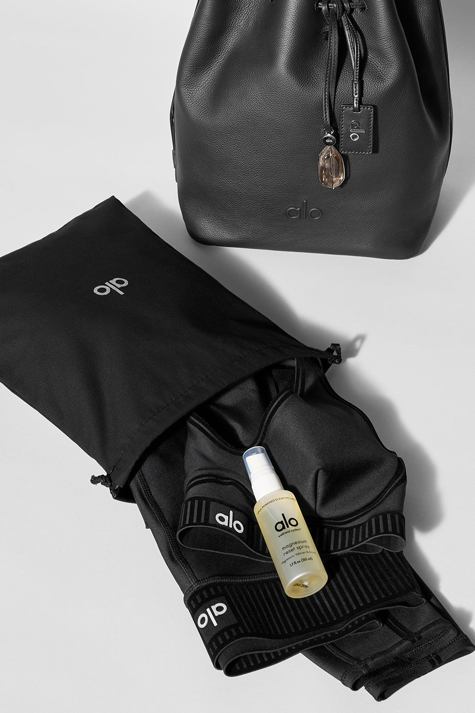 ALO Balance Bucket - Black Leather image 8