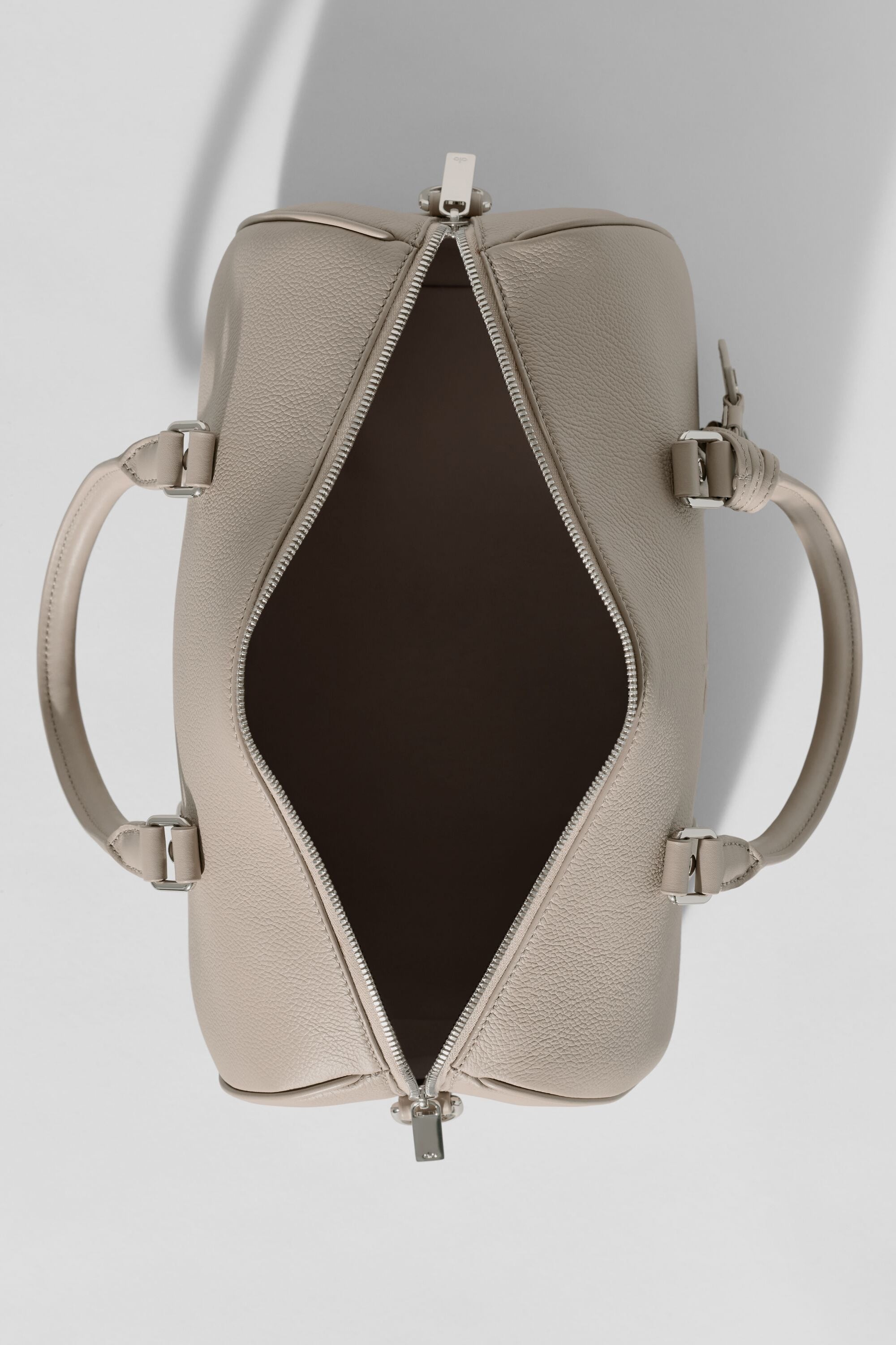 ALO Daily Voyage - Gravel Leather image 7