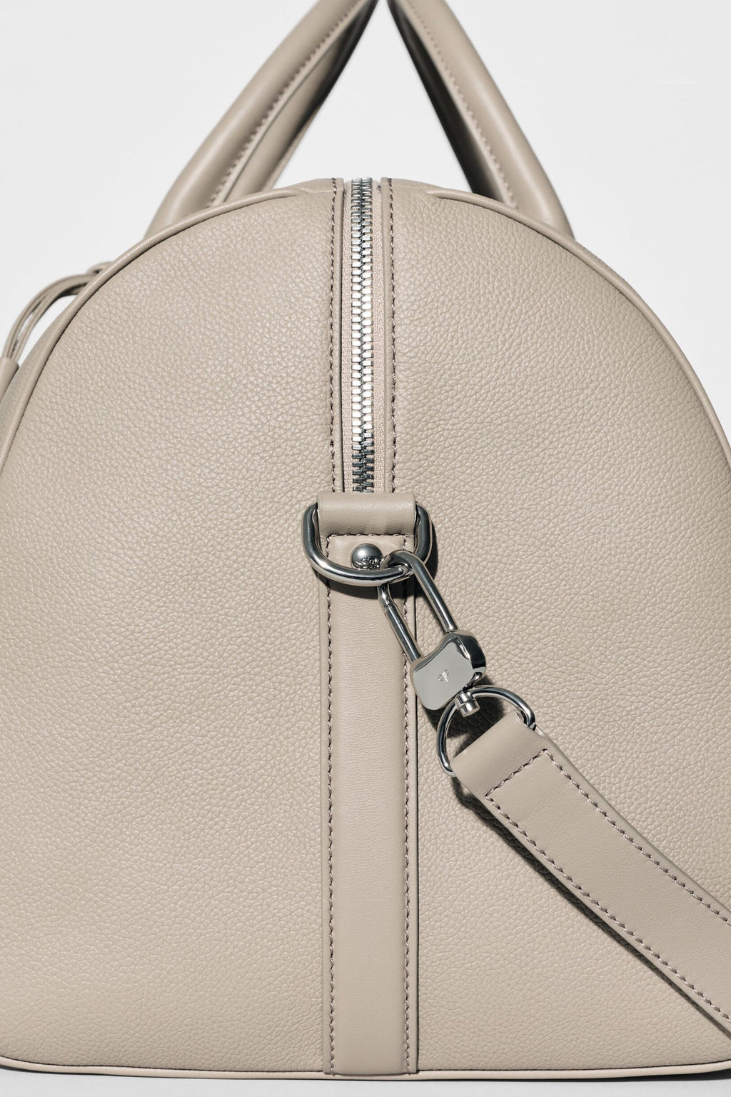 ALO Voyage Duffle - Gravel Leather image 5
