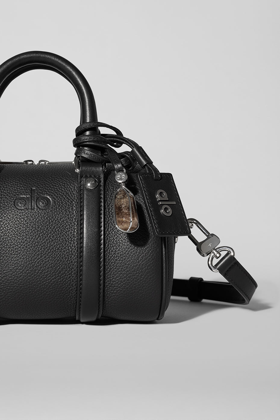 ALO Mini Voyage - Black Leather image 5