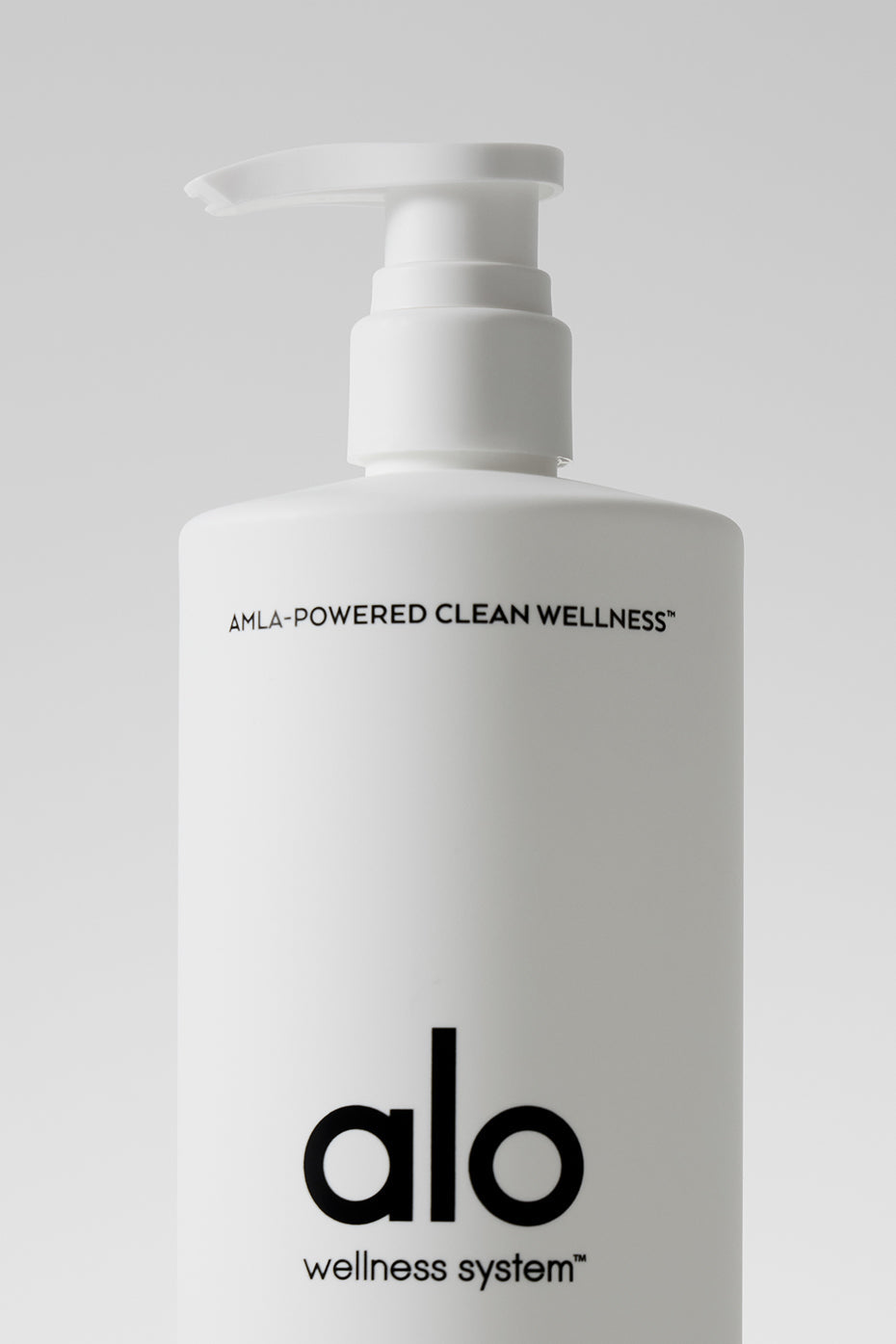 Clean Shine Shampoo image 3