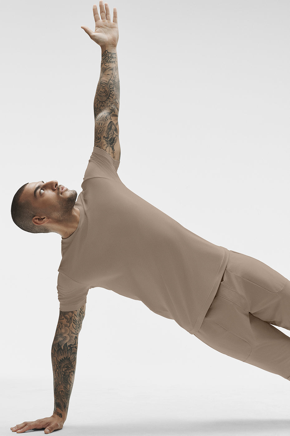 Conquer Reform Crewneck Short Sleeve - Gravel image 3