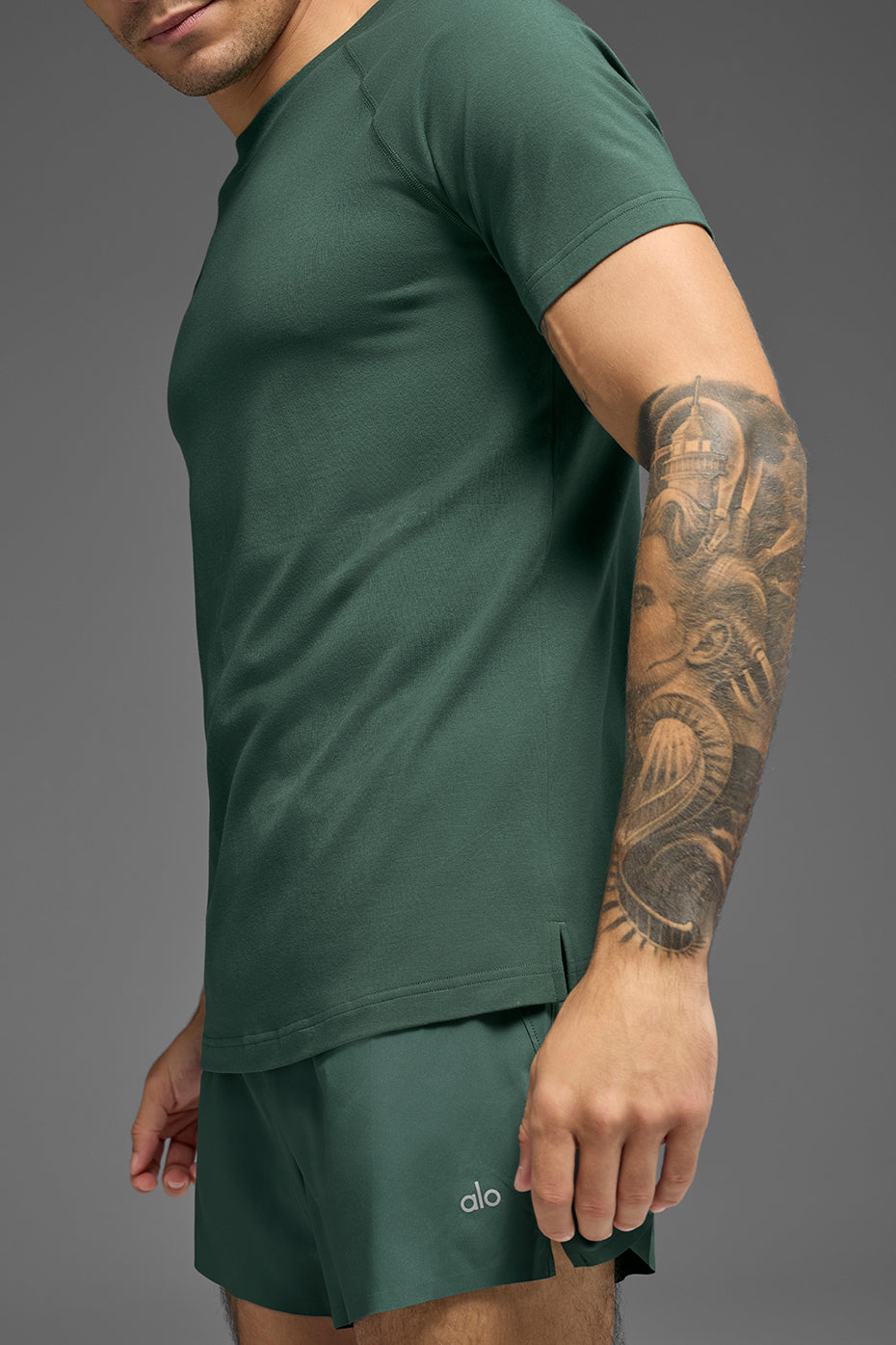 ALO Vapor Crewneck Short Sleeve - Clover Green image 2