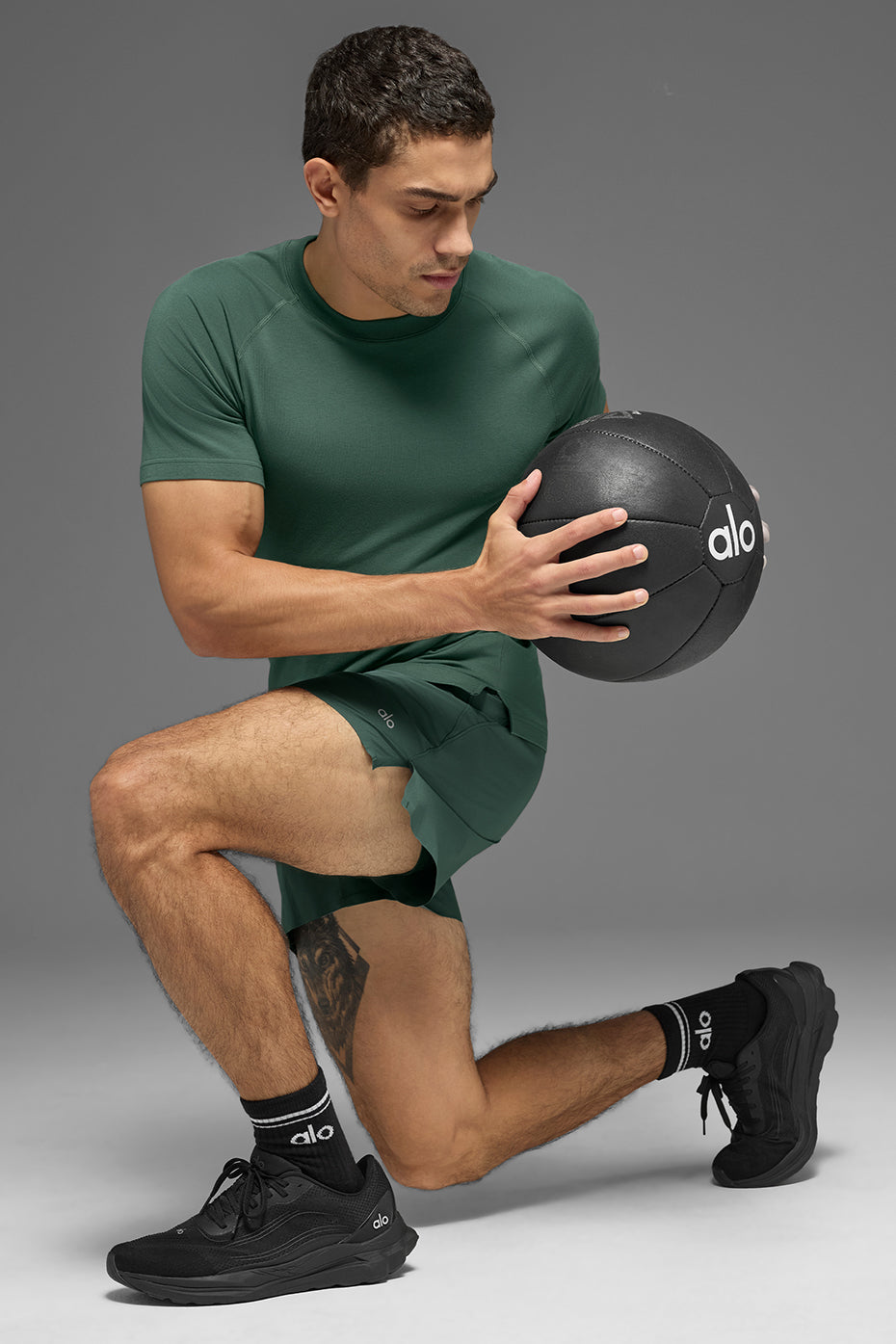 ALO Vapor Crewneck Short Sleeve - Clover Green image 4
