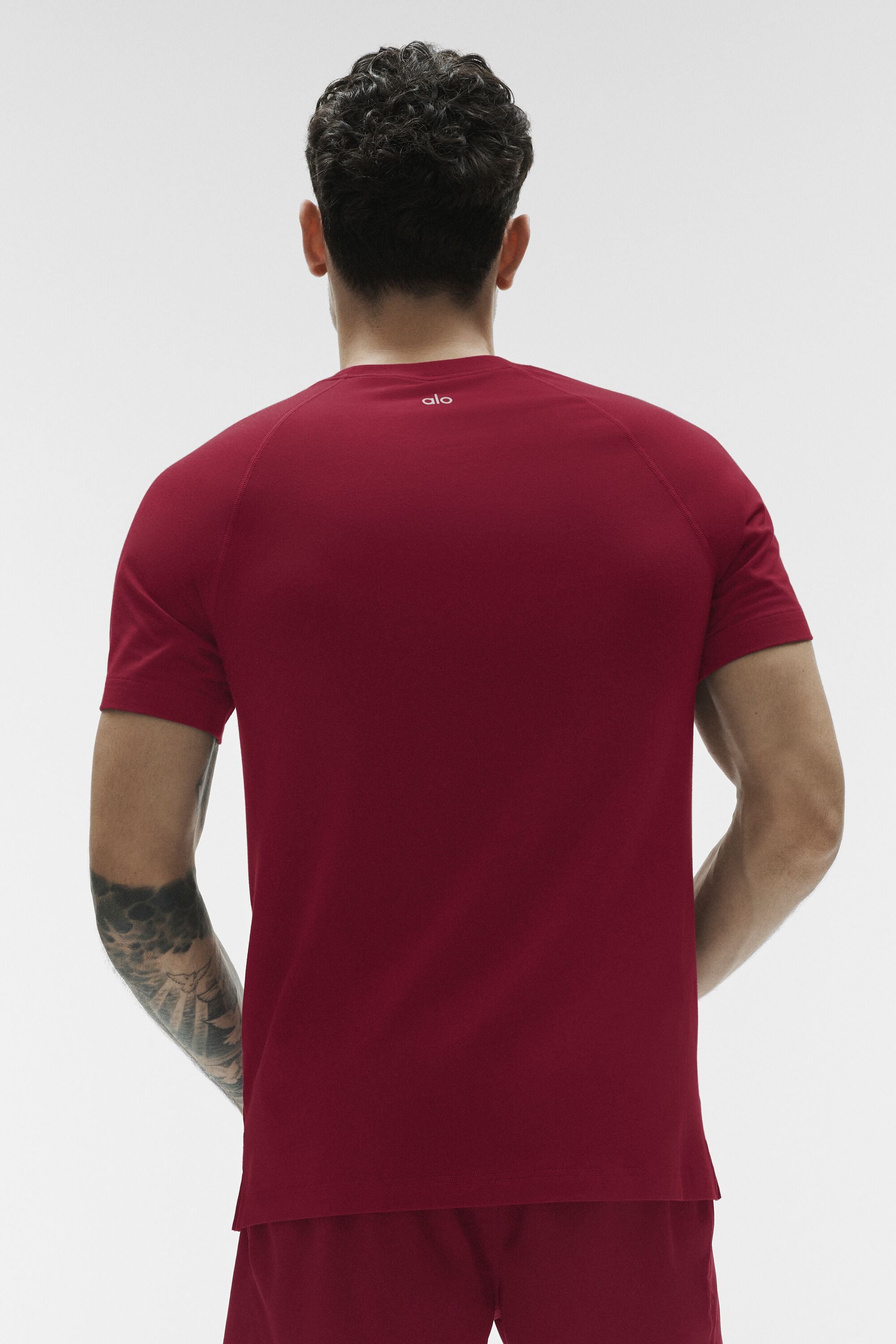 ALO Vapor Crewneck Short Sleeve - Garnet image 2