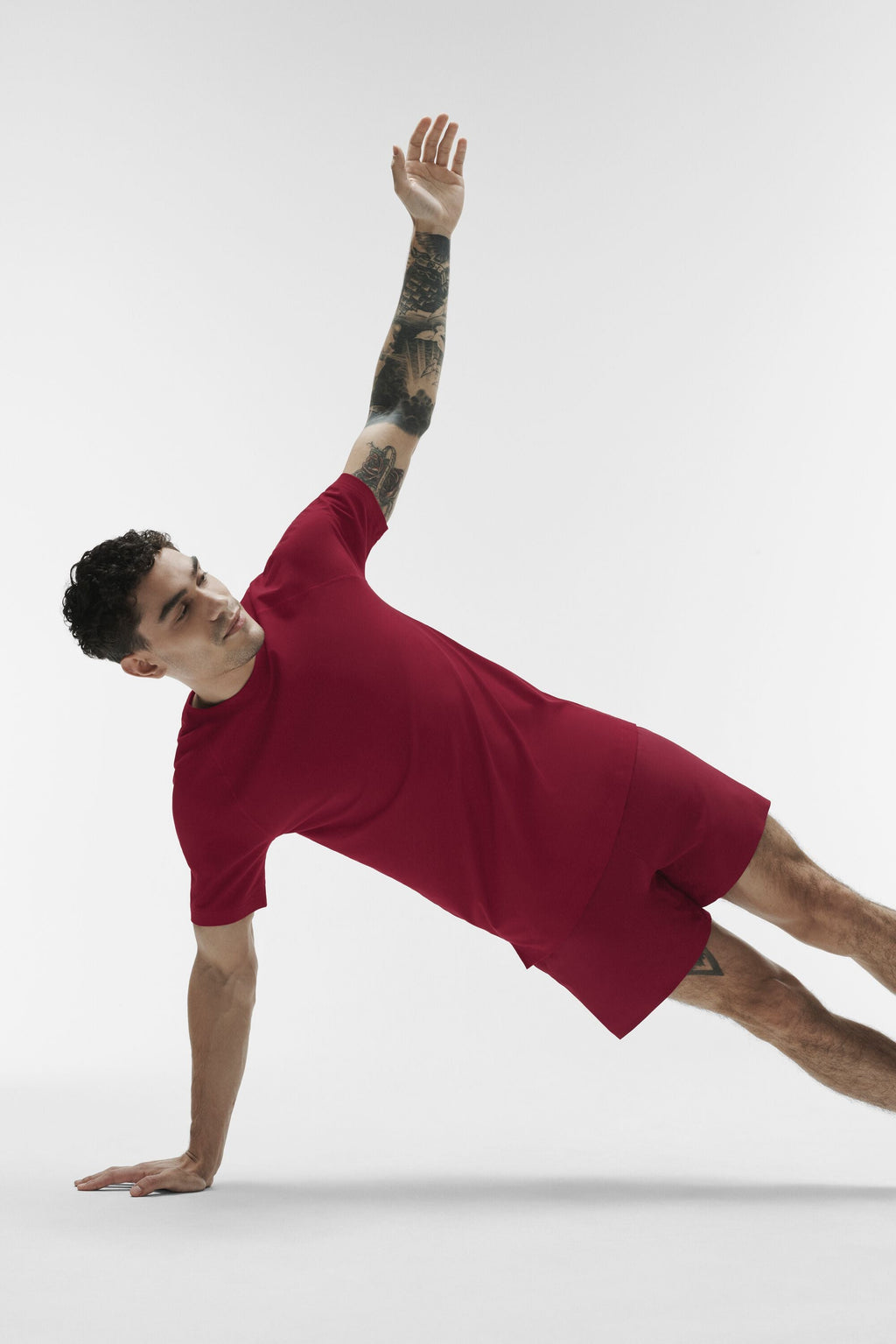 ALO Vapor Crewneck Short Sleeve - Garnet image 4