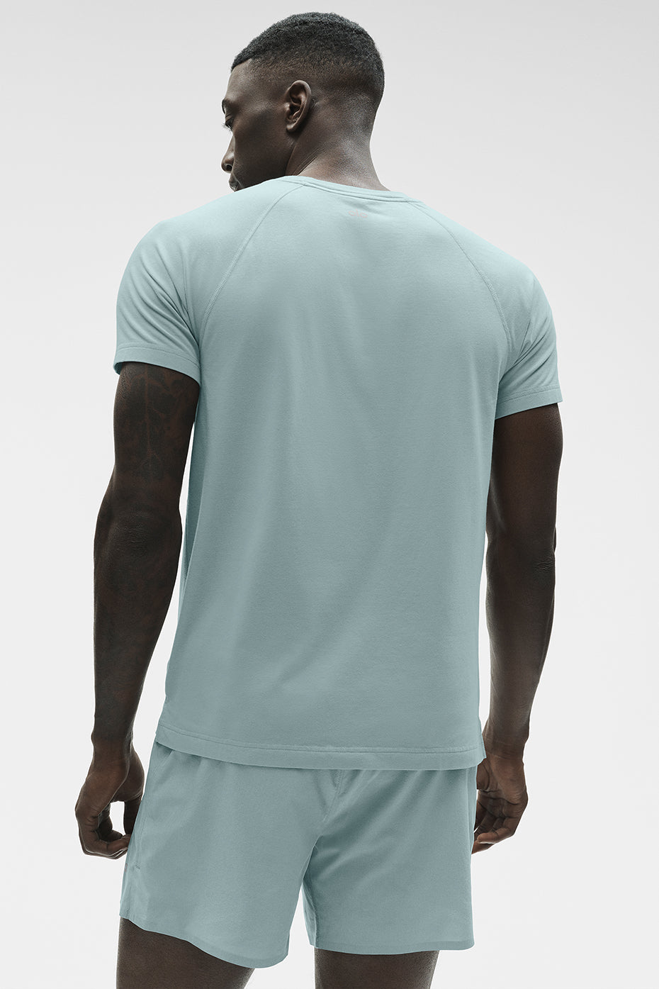 ALO Vapor Crewneck Short Sleeve - Desert Sage image 3