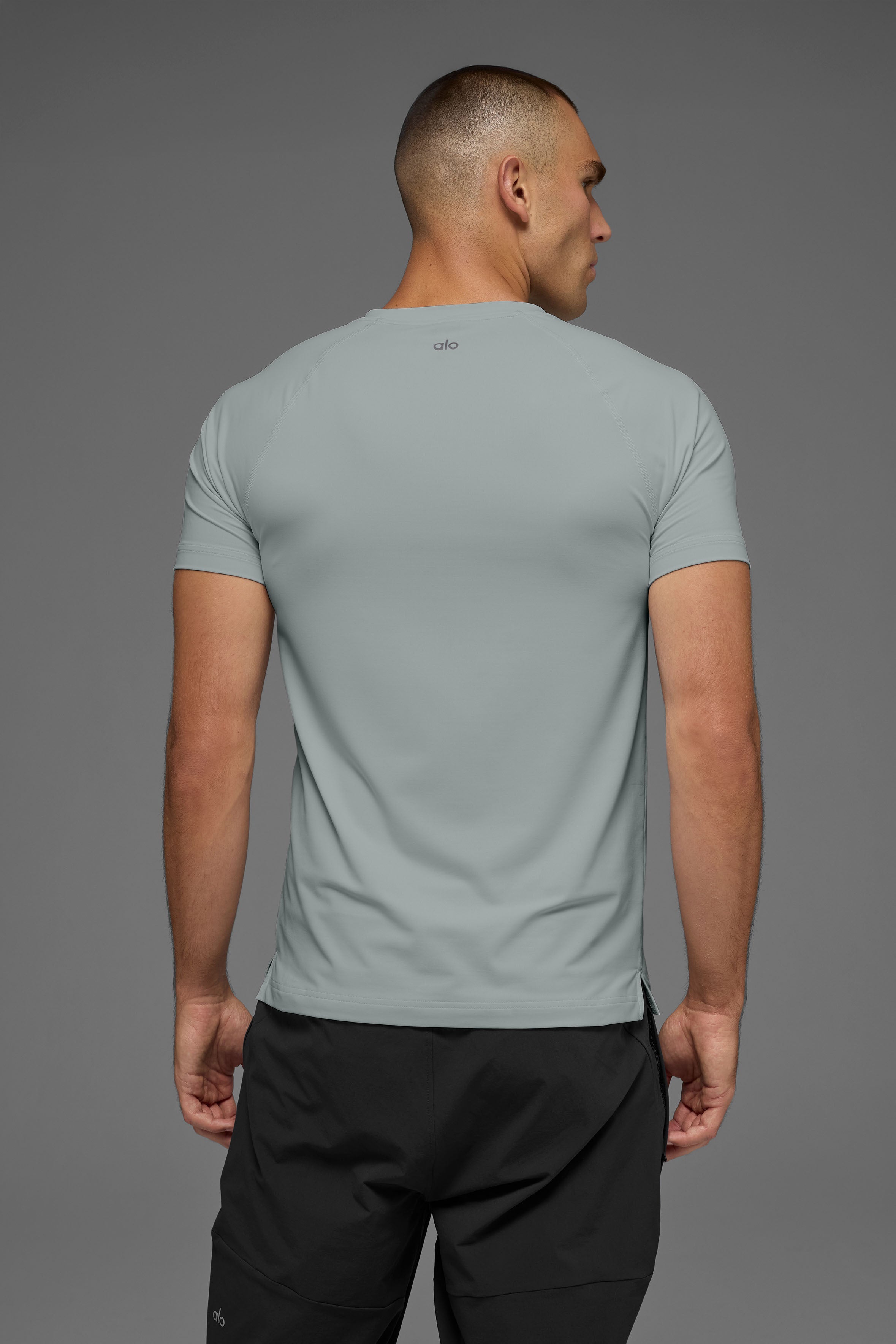 Idol Crewneck Short Sleeve - Lunar Grey image 3
