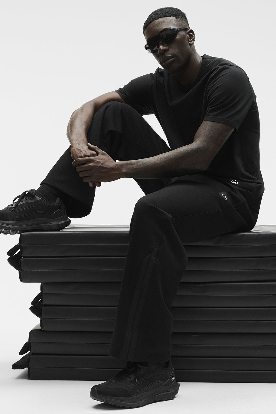 Essential Short Sleeve Street Tee - Black image 5