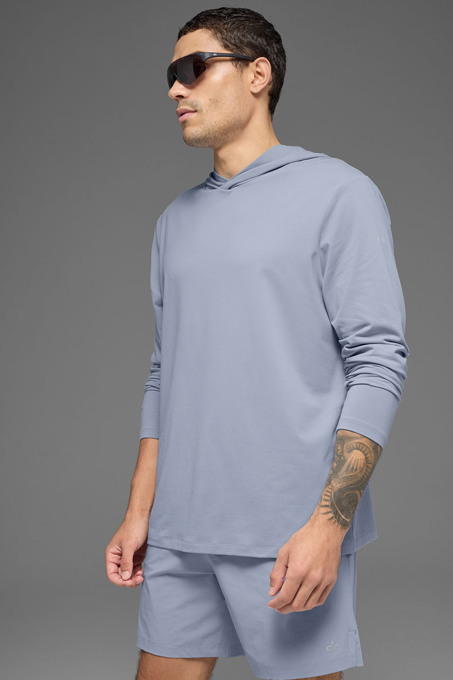 Conquer Reform Long Sleeve With Hood - Winter Frost image 3
