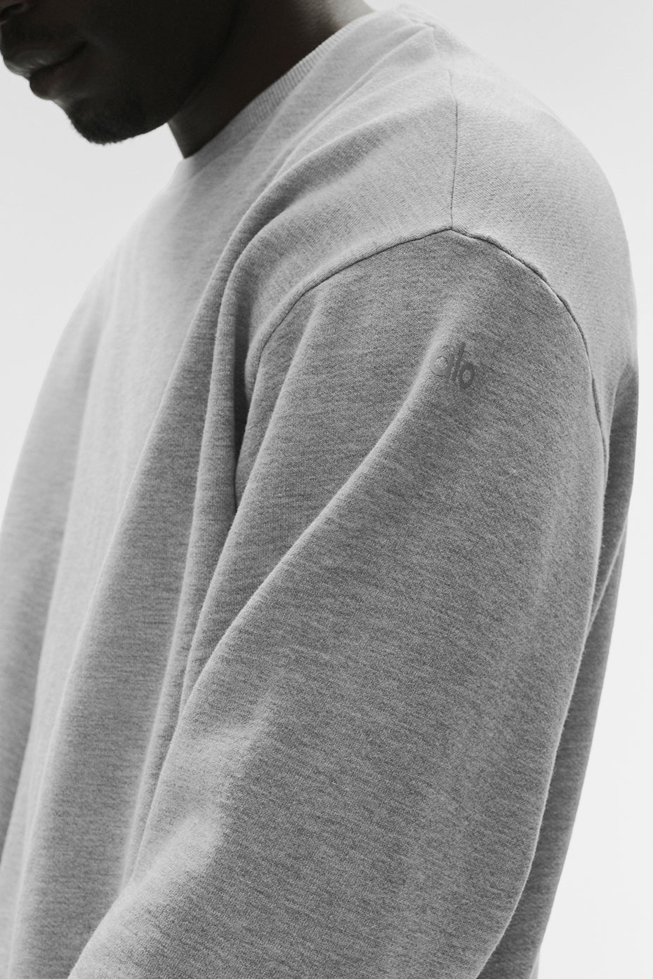 Chill Crew Neck Pullover - Athletic Heather Grey image 3