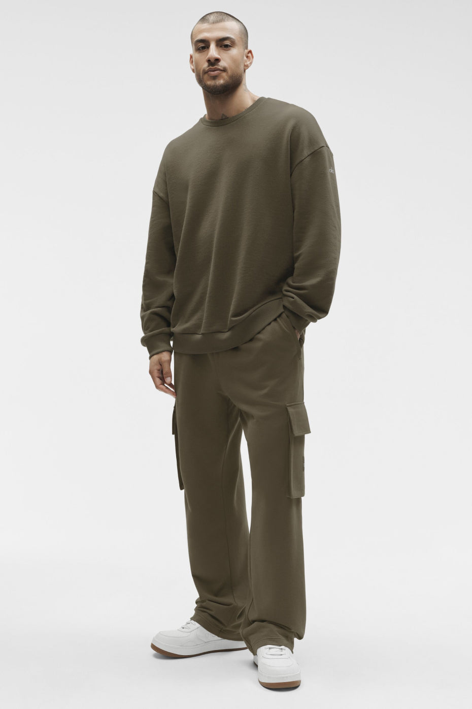 Chill Crew Neck Pullover - Olive Tree image 5