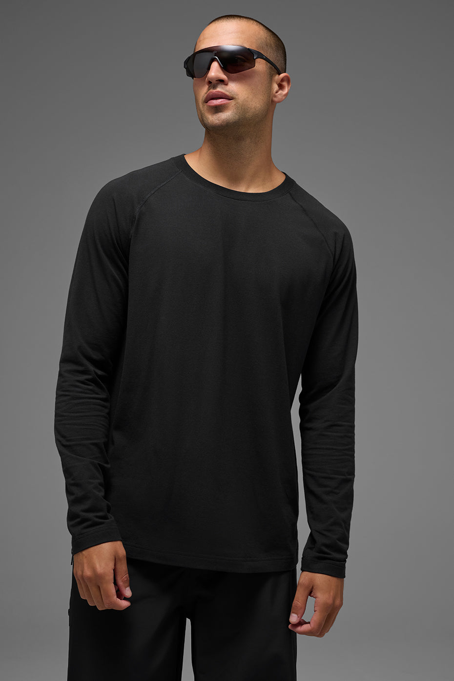 ALO Vapor Crewneck Long Sleeve - Black image 1