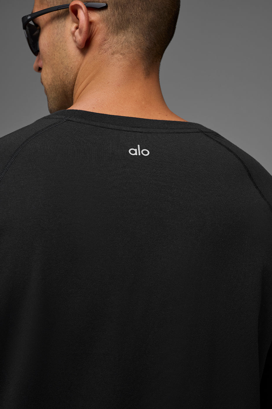 ALO Vapor Crewneck Long Sleeve - Black image 4