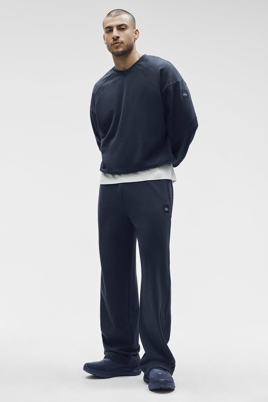 Field Crew Neck Sweatshirt - Navy image 5