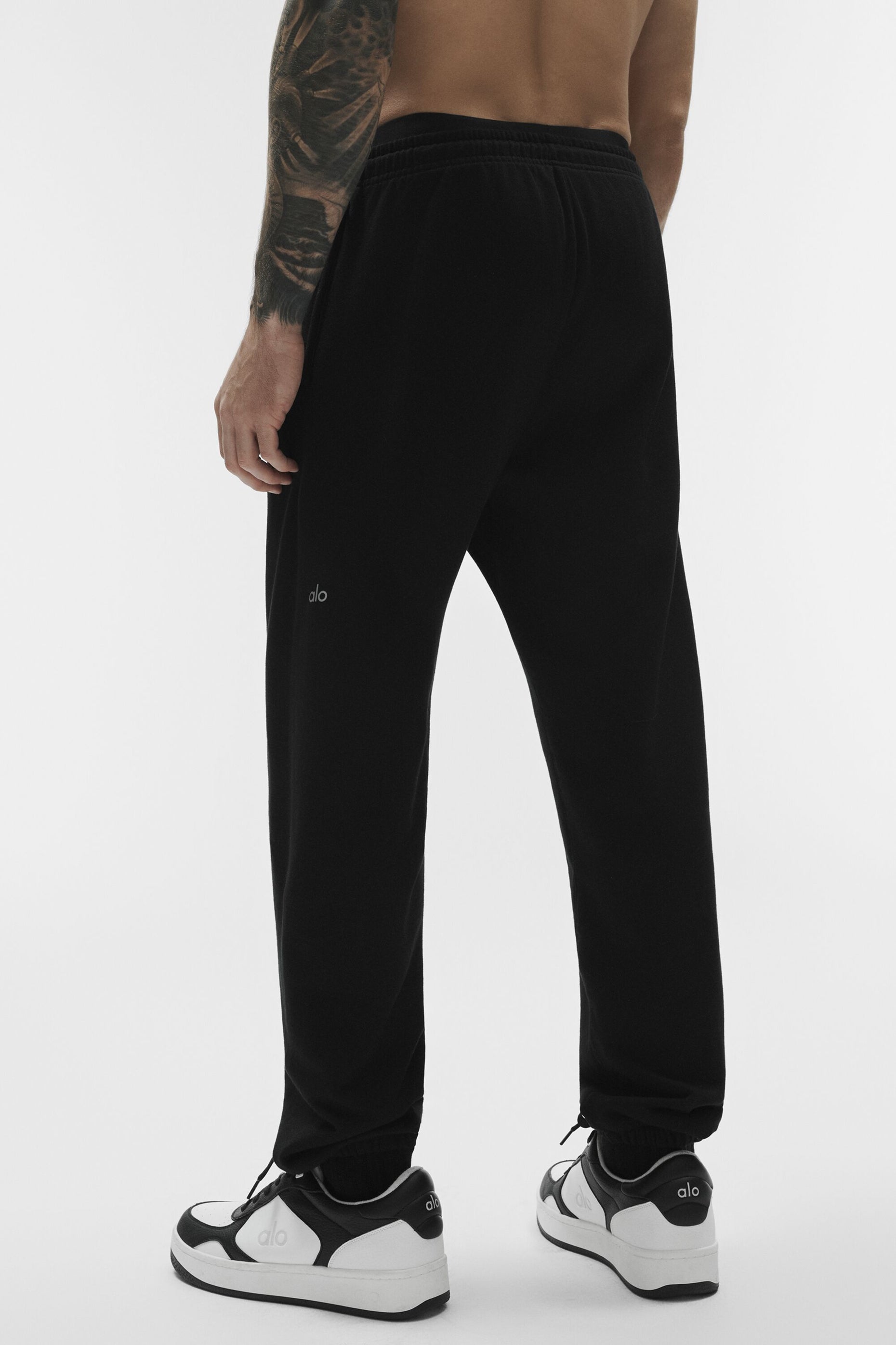 Chill Sweatpant - Black image 3