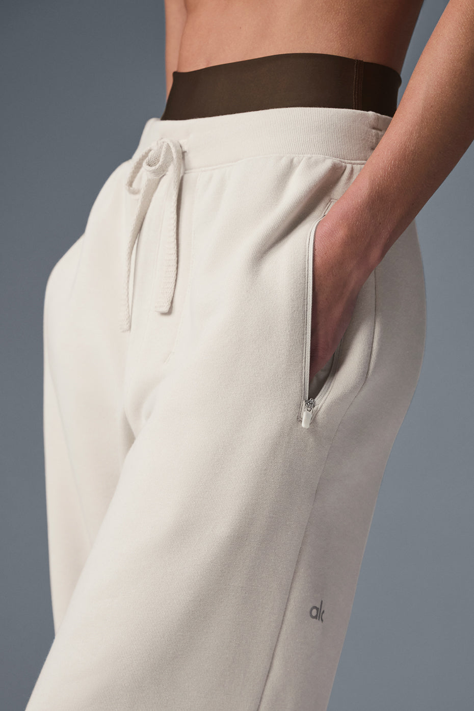 Triumph Restore Sweatpant - Bone image 2