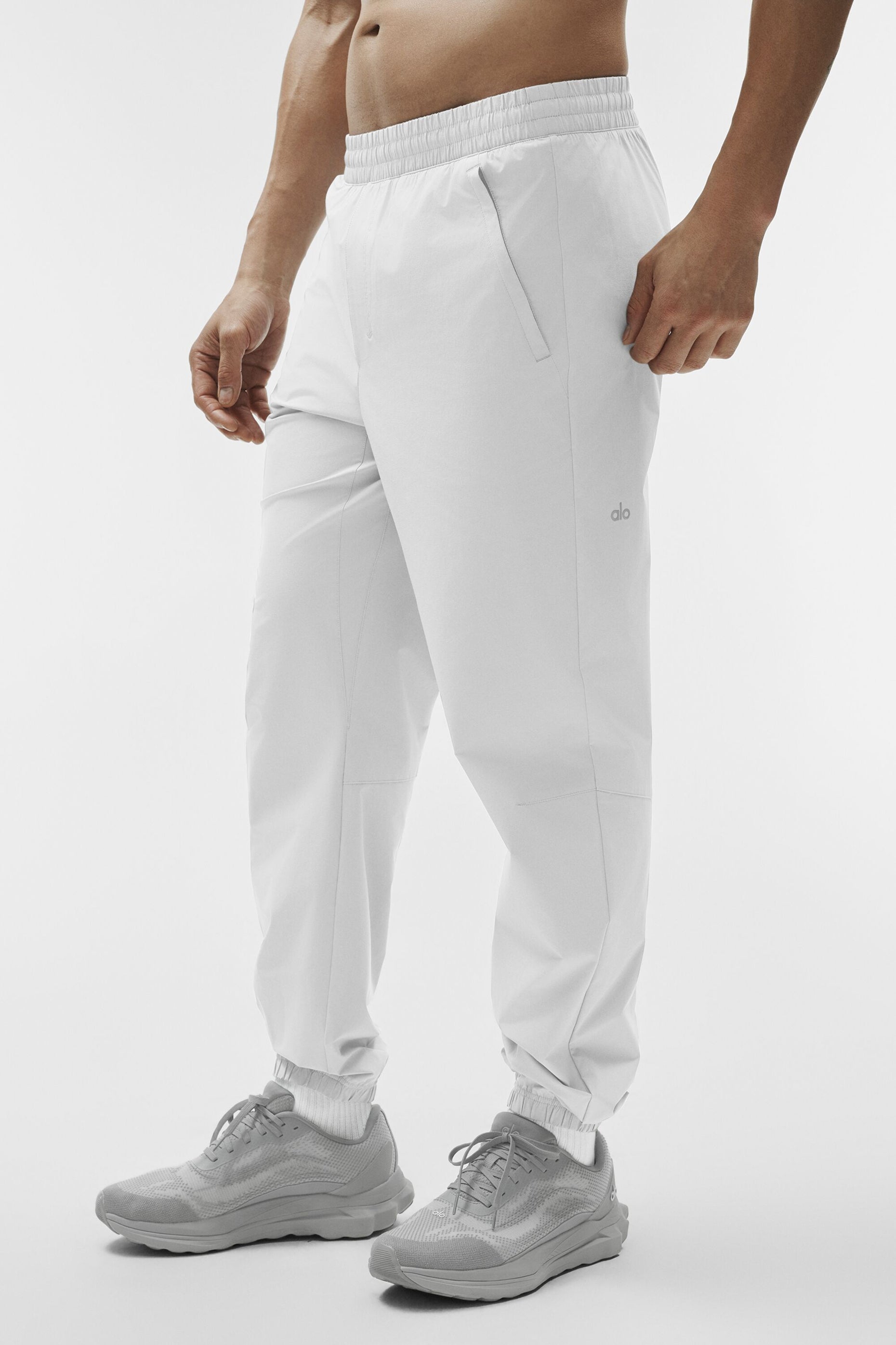 Repetition Jogger - Titanium image 4