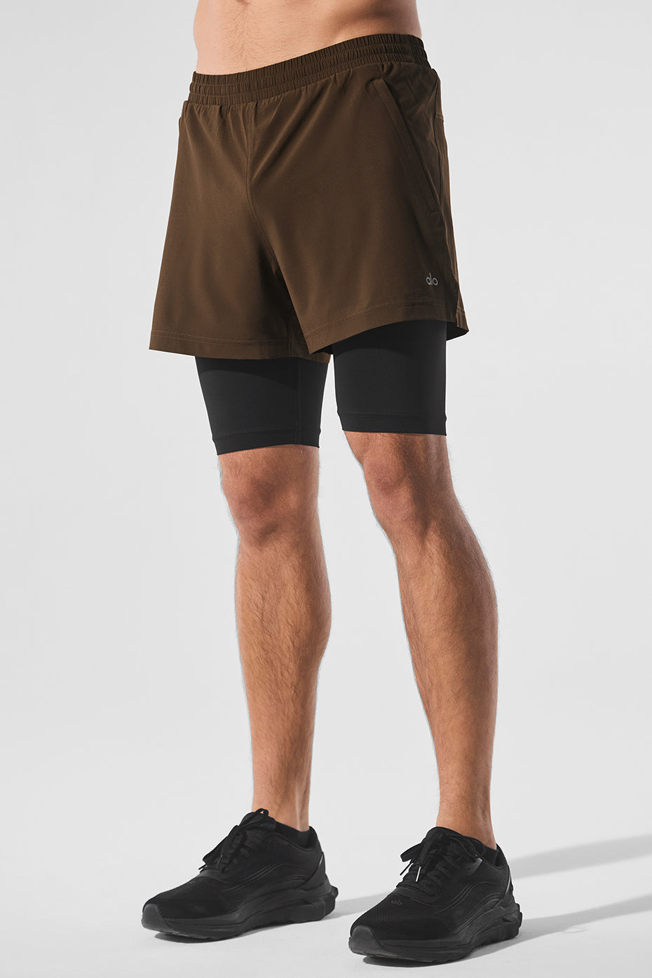 5" Revival 2-in-1 Short - Espresso/Black image 4