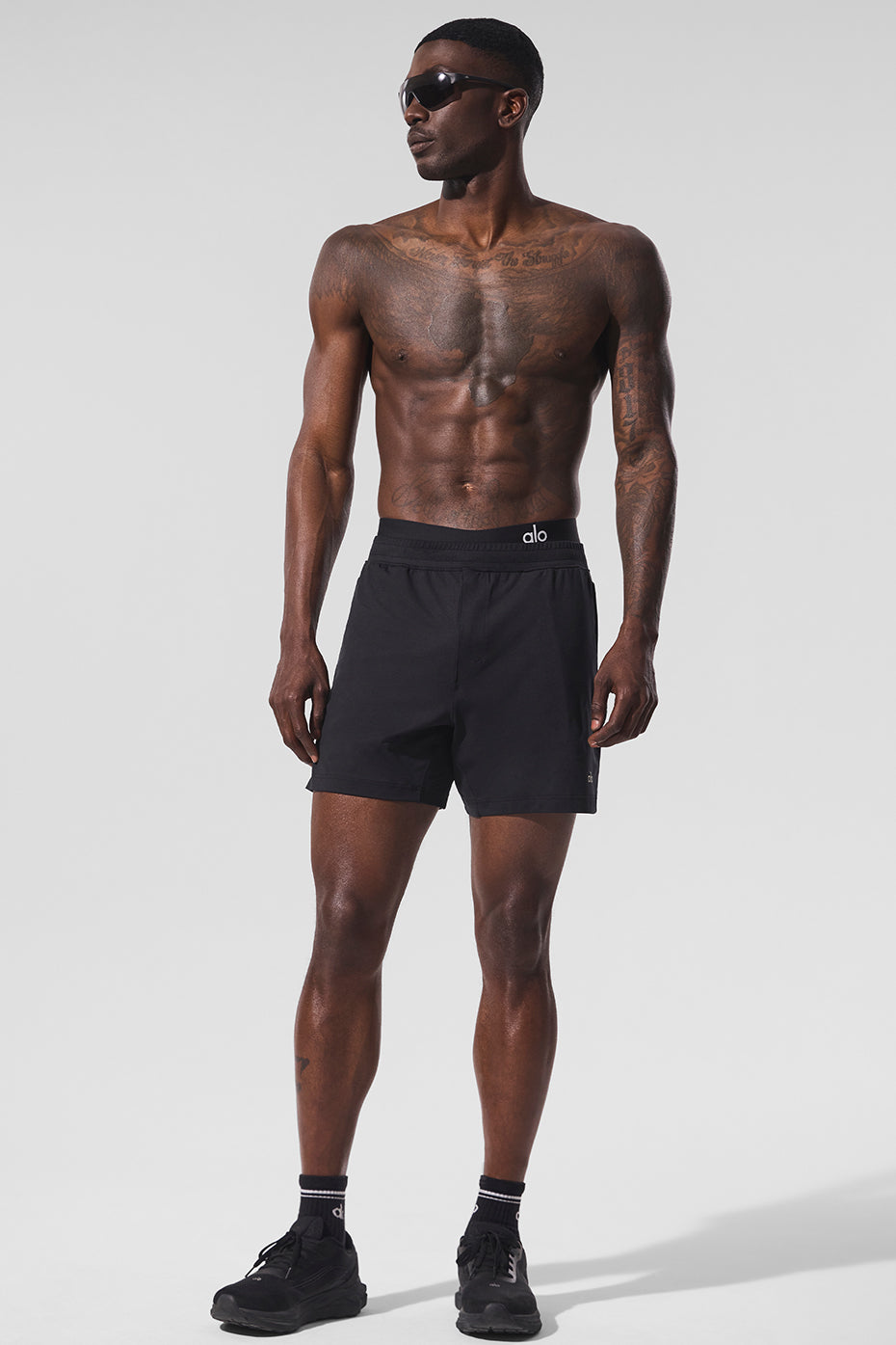 7" Conquer React Performance Short - Black image 4