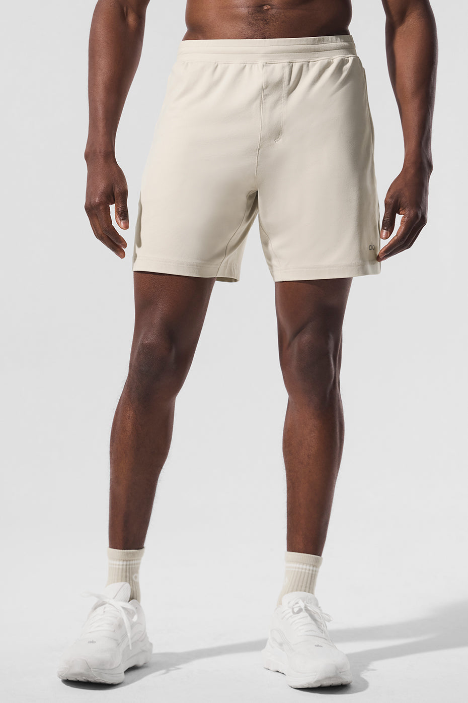 7" Conquer React Performance Short - Bone image 2
