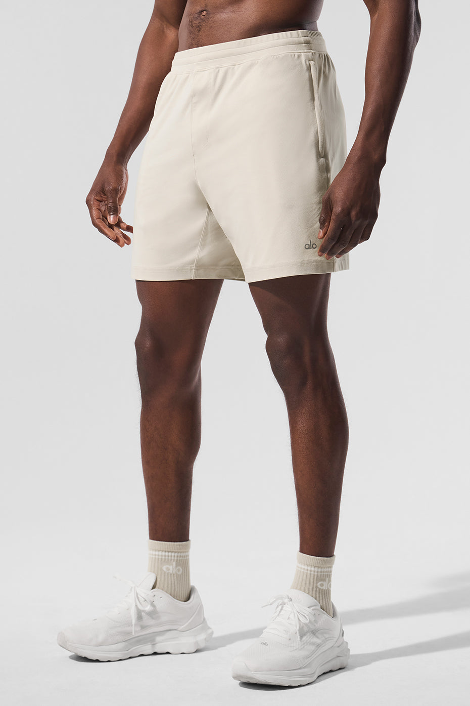 7" Conquer React Performance Short - Bone image 5