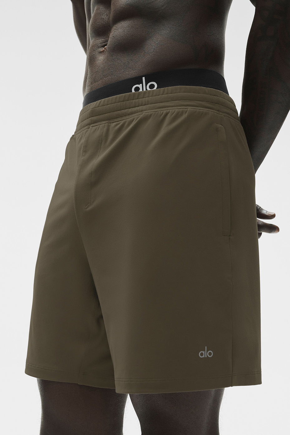 7" Conquer React Performance Short - Olive Tree image 3