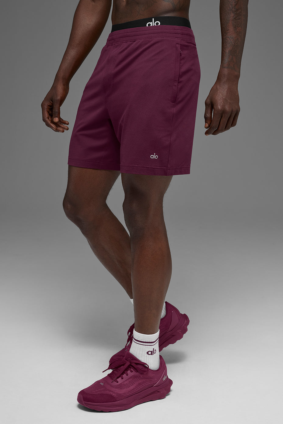 7" Conquer React Performance Short - Burgundy image 1