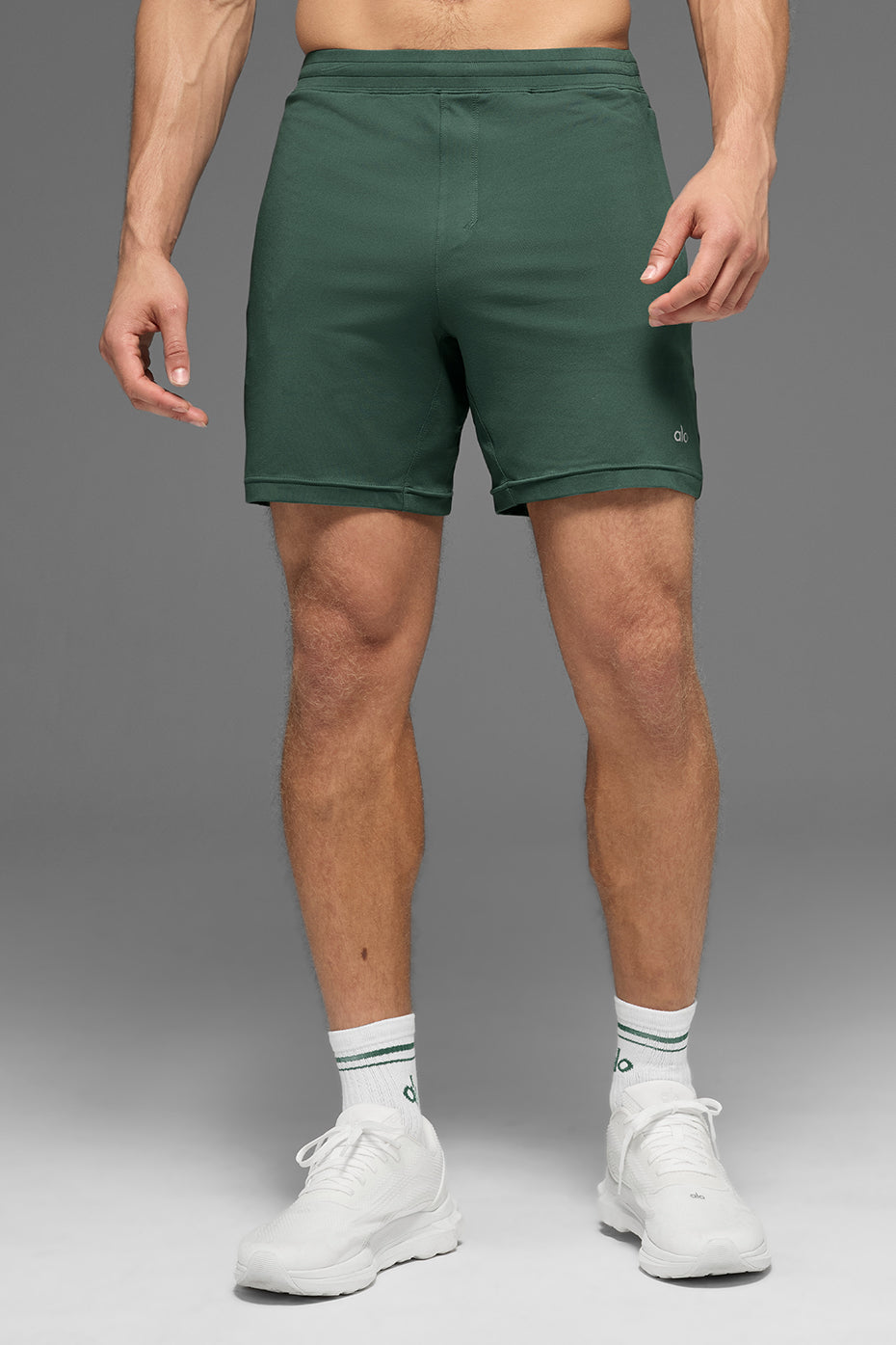 7" Conquer React Performance Short - Clover Green image 3