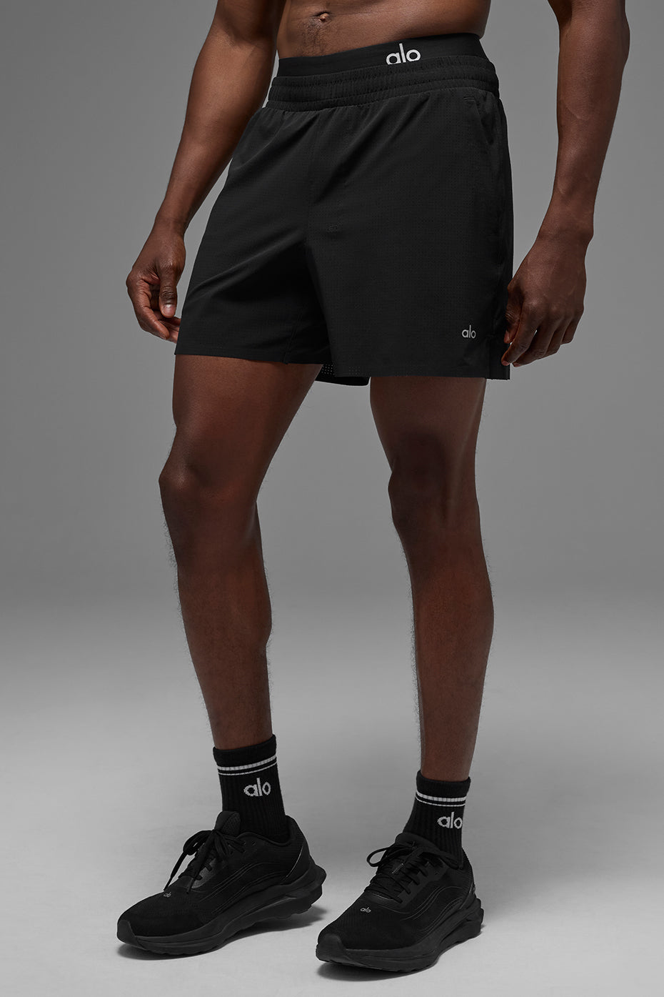 5" Traction Running Short - Black image 4