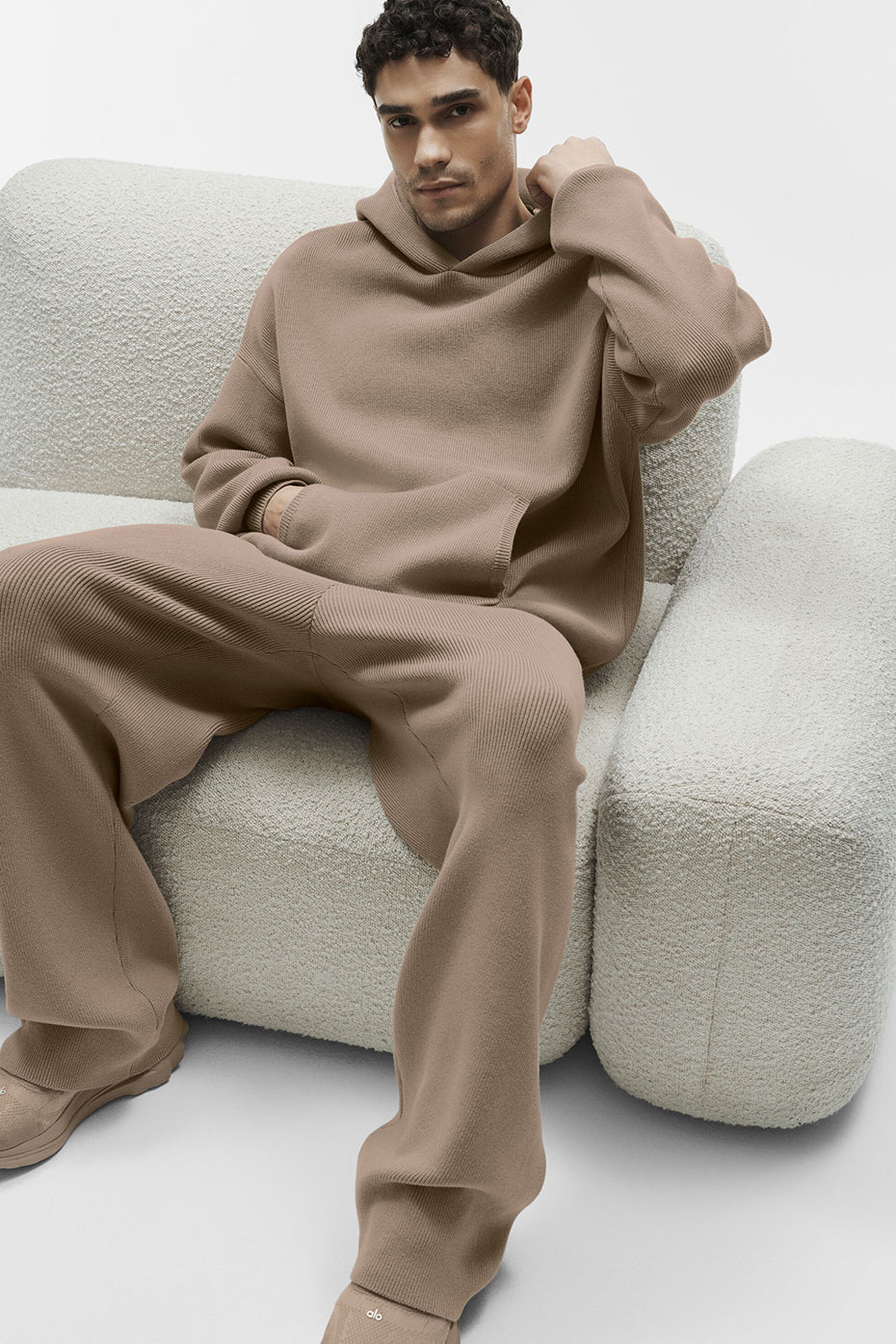 Scholar Hooded Sweater - Gravel image 5