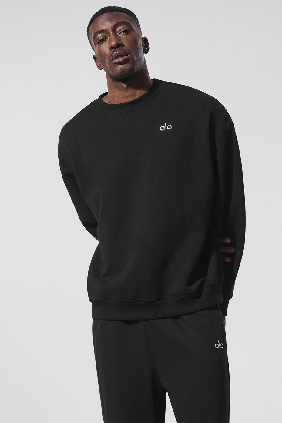 Accolade Crew Neck Pullover - Black image 1