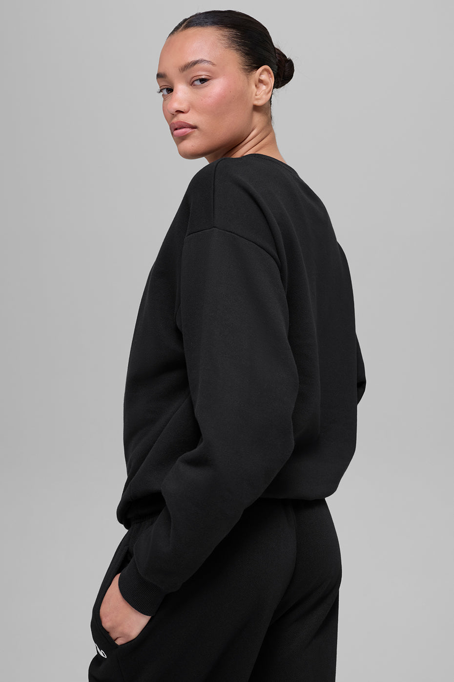 Accolade Crew Neck Pullover - Black image 3