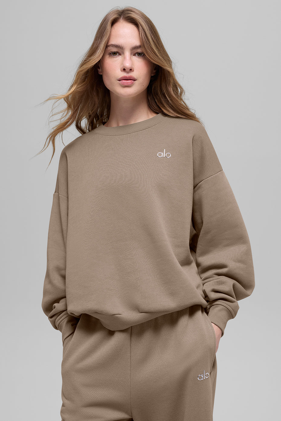 Accolade Crew Neck Pullover - Gravel image 4