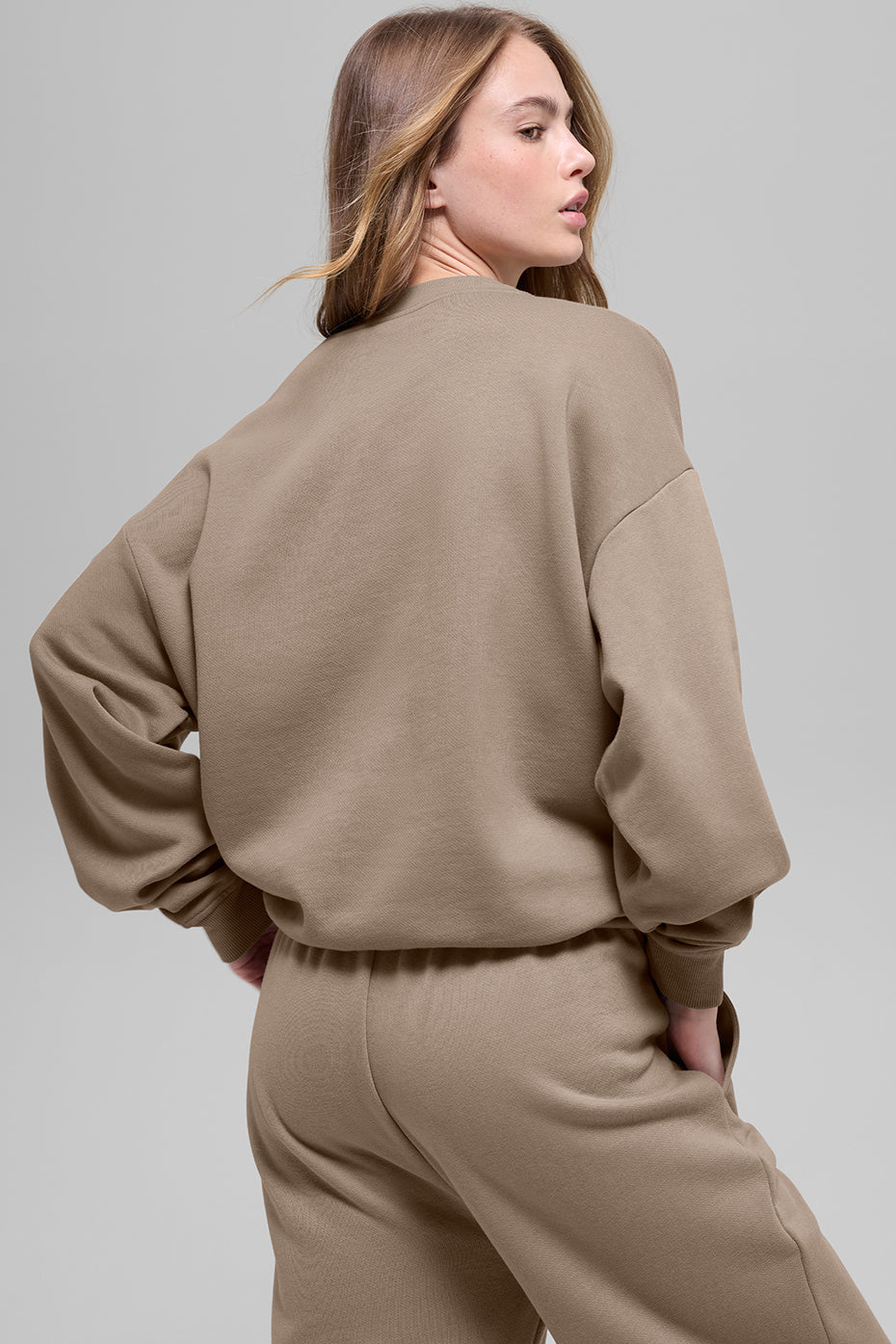 Accolade Crew Neck Pullover - Gravel image 2