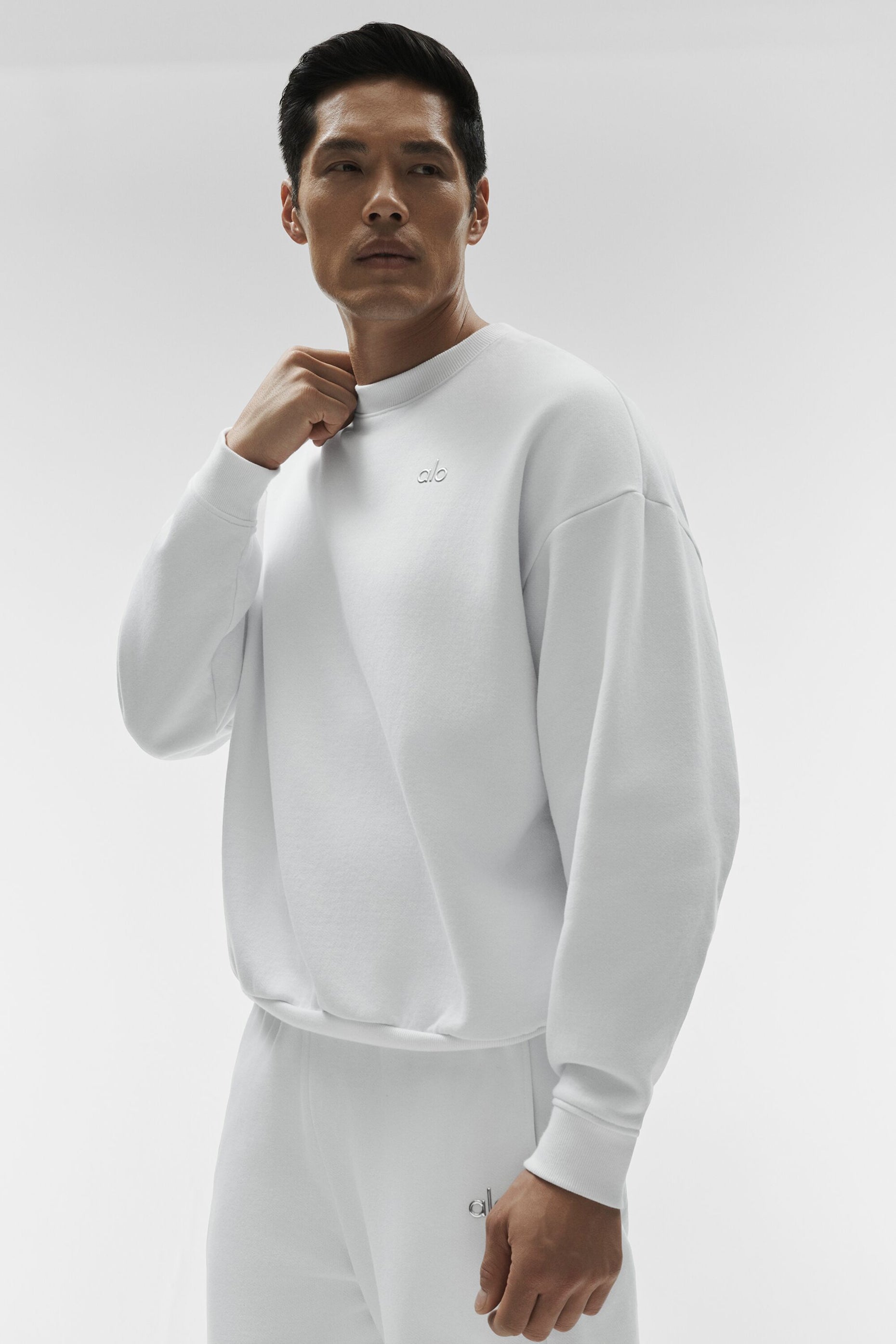 Accolade Crew Neck Pullover - White image 3